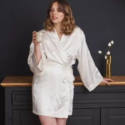 Cheap Déshabillé kimono en soie de mûrier Beauté ivoire Femme Coffrets Cadeaux|Capsule Soienew